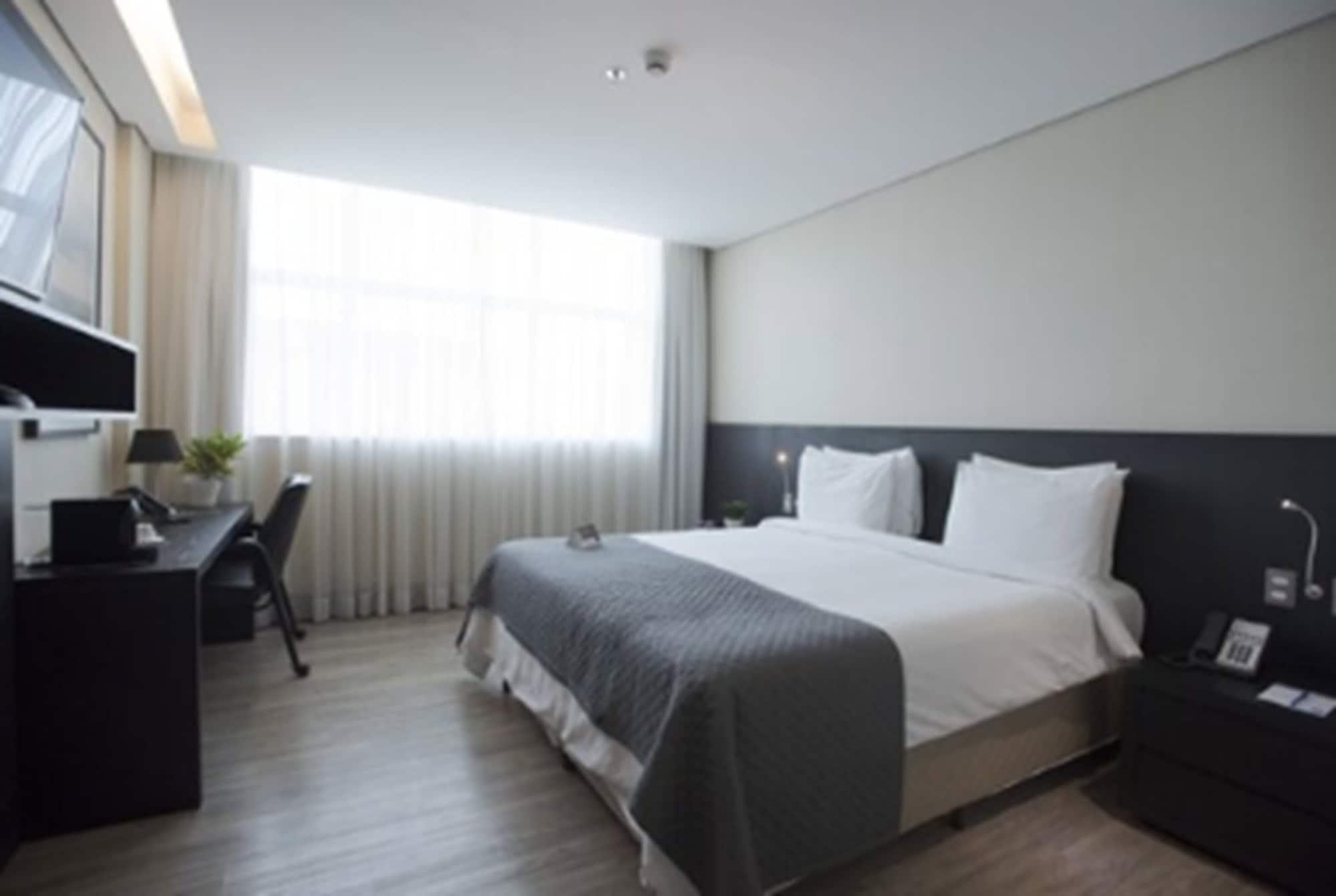 Tryp By Wyndham Savassi Hotel Belo Horizonte